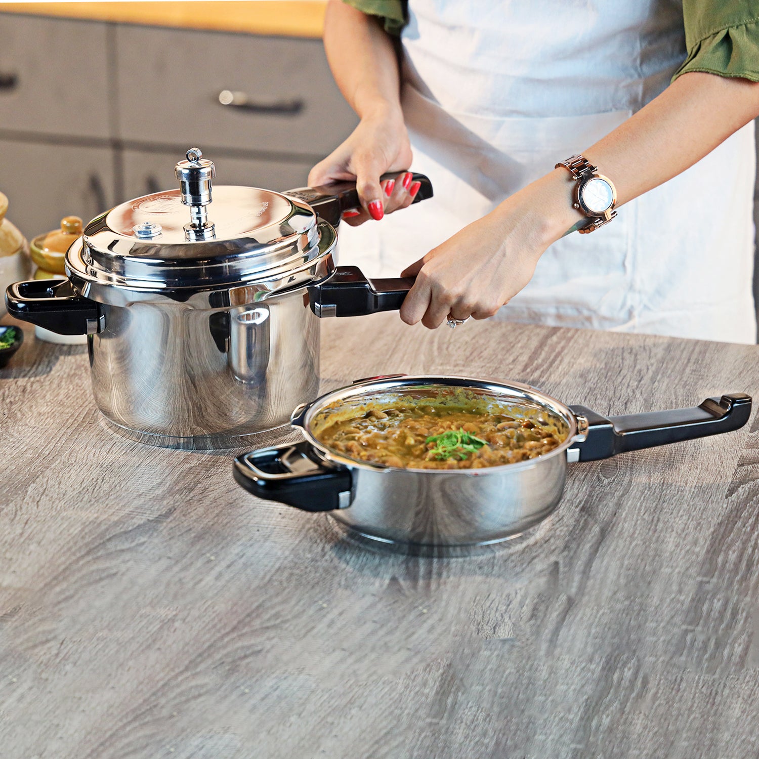 Vinod Combo Set - Regular Outer Lid Pressure Cooker with Deep Pan Pressure Cooker & Common Lid